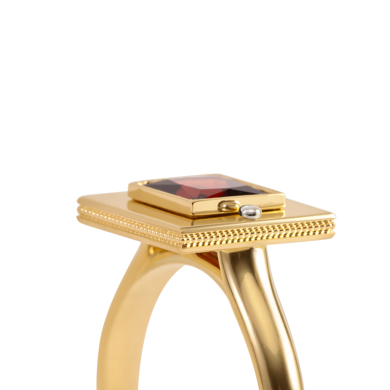 18K Gold Ring with garnet and platinum accents