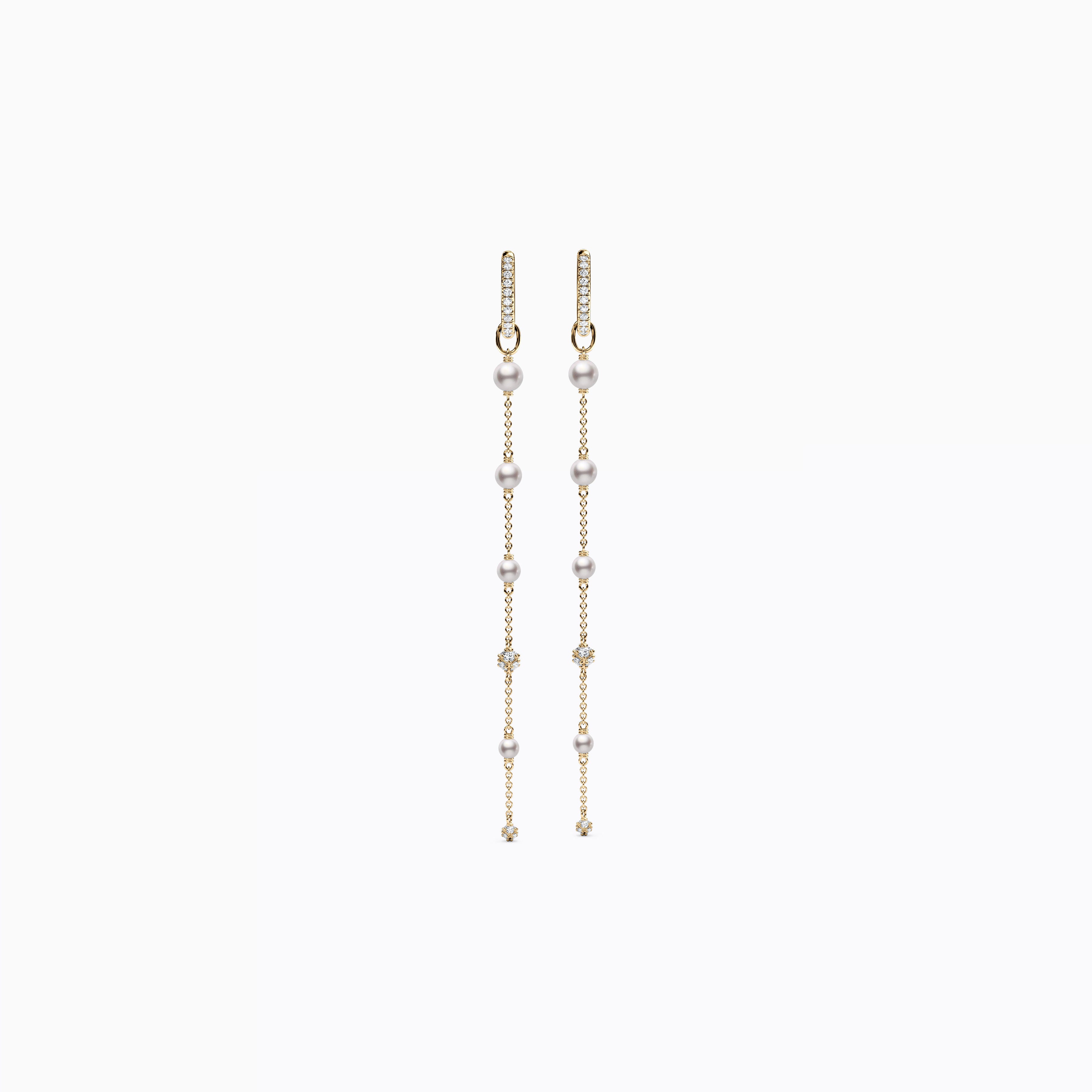 Boucles d'oreilles créoles pendantes en or 14 carats, ornées de perles de culture d'eau douce dégradées et de diamants.