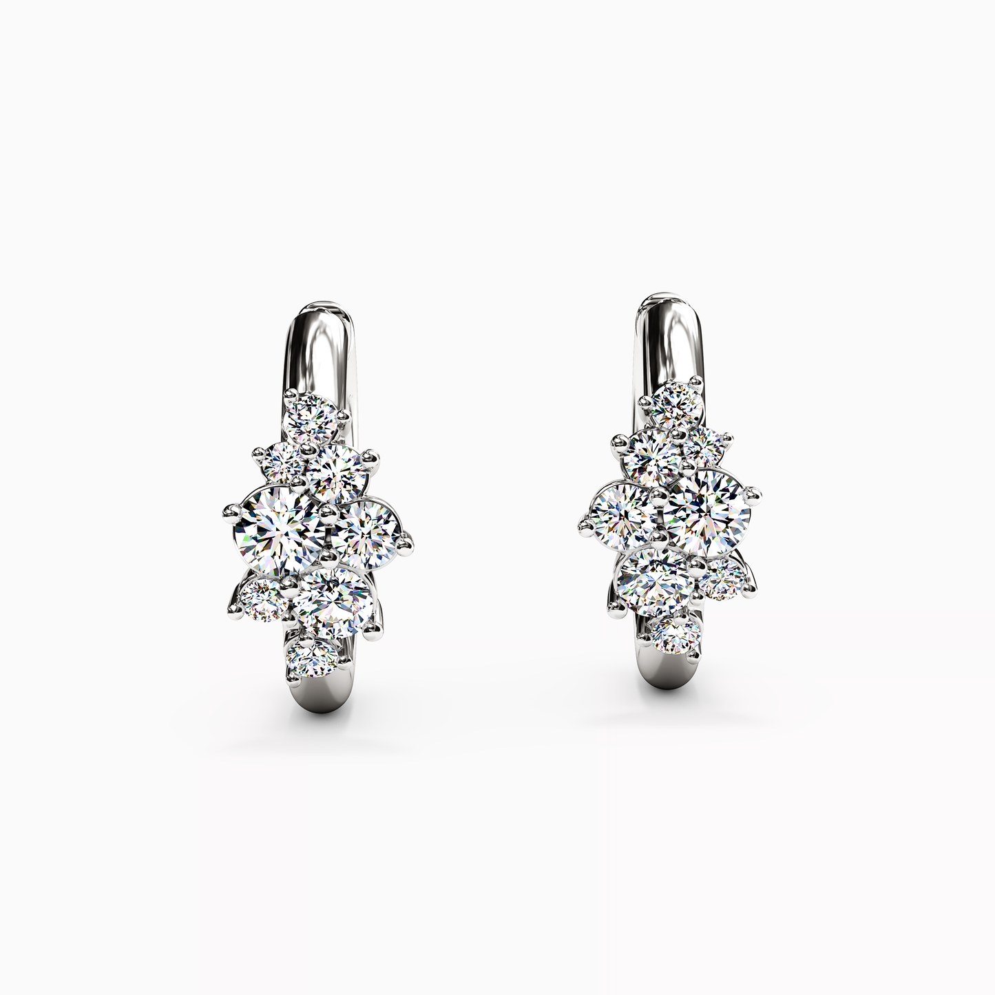 Hoop Earrings in 14K Gold With Diamonds