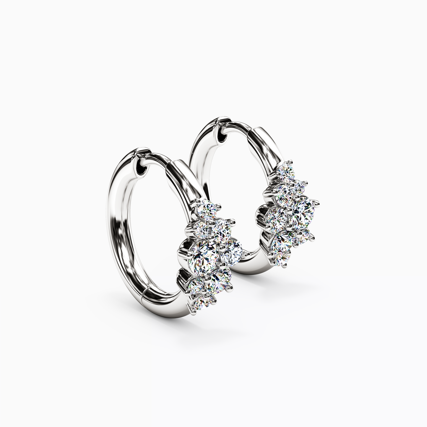Hoop Earrings in 14K Gold With Diamonds