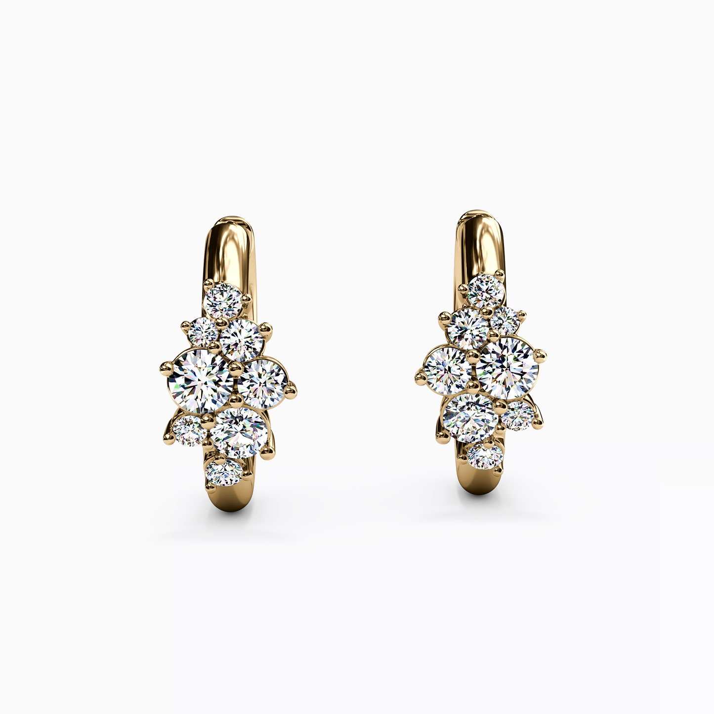 Hoop Earrings in 14K Gold With Diamonds