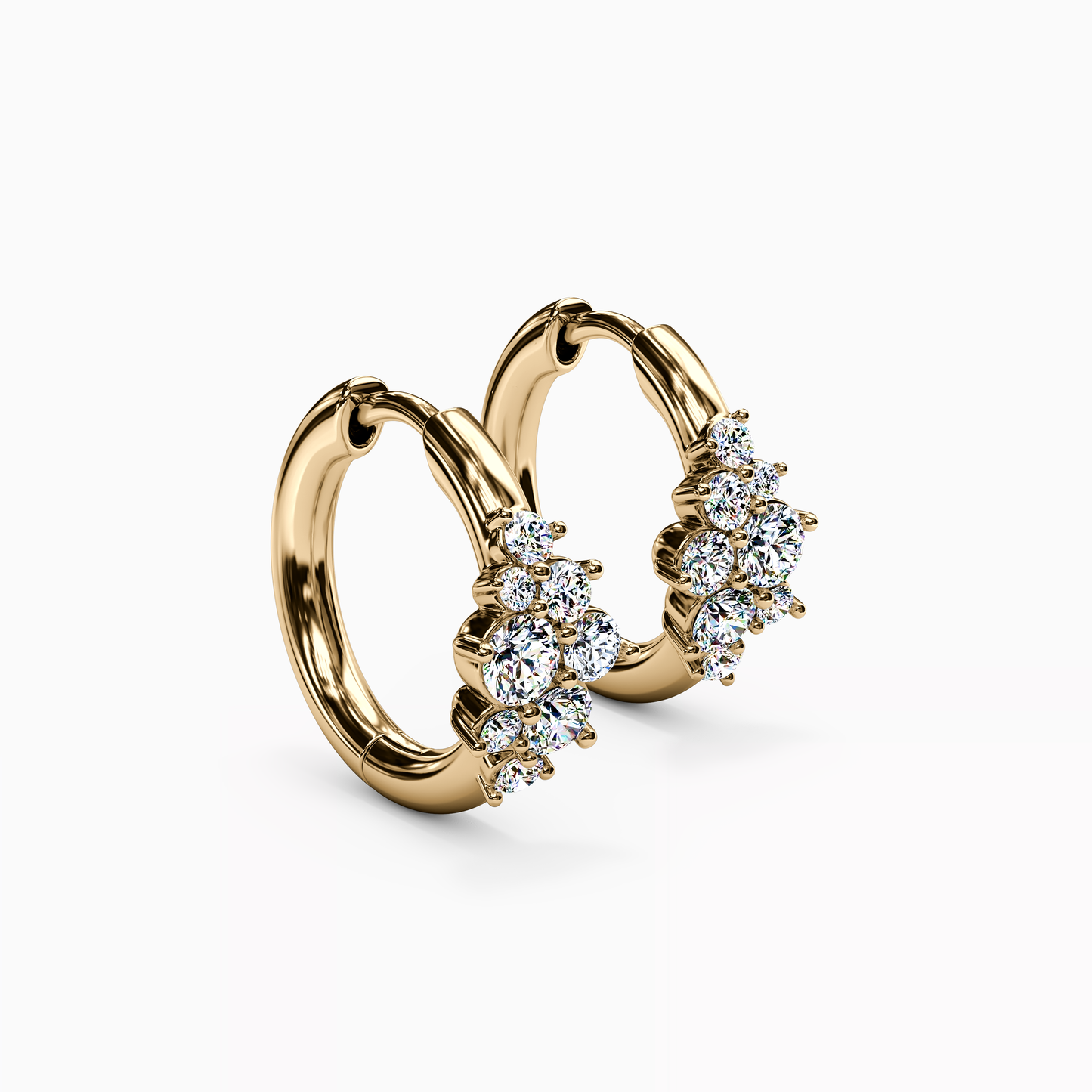 Hoop Earrings in 14K Gold With Diamonds