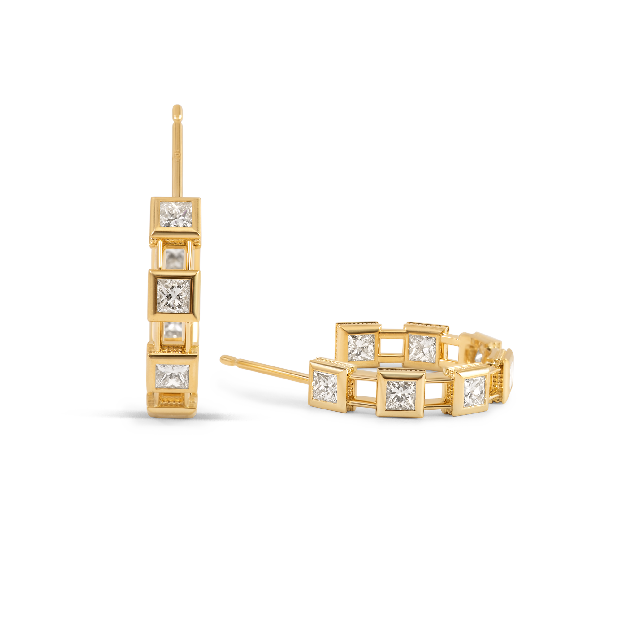 Boucles d'oreilles créoles en or 18 carats serties de diamants
