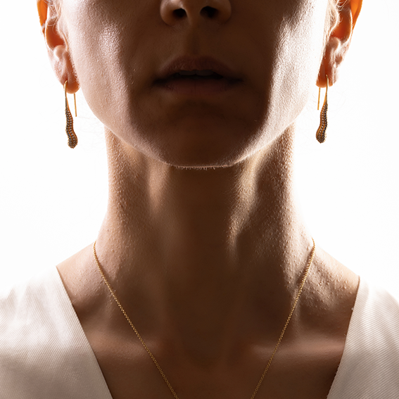 Carved Pendant Earrings in 18 Karat Gold with Diamonds