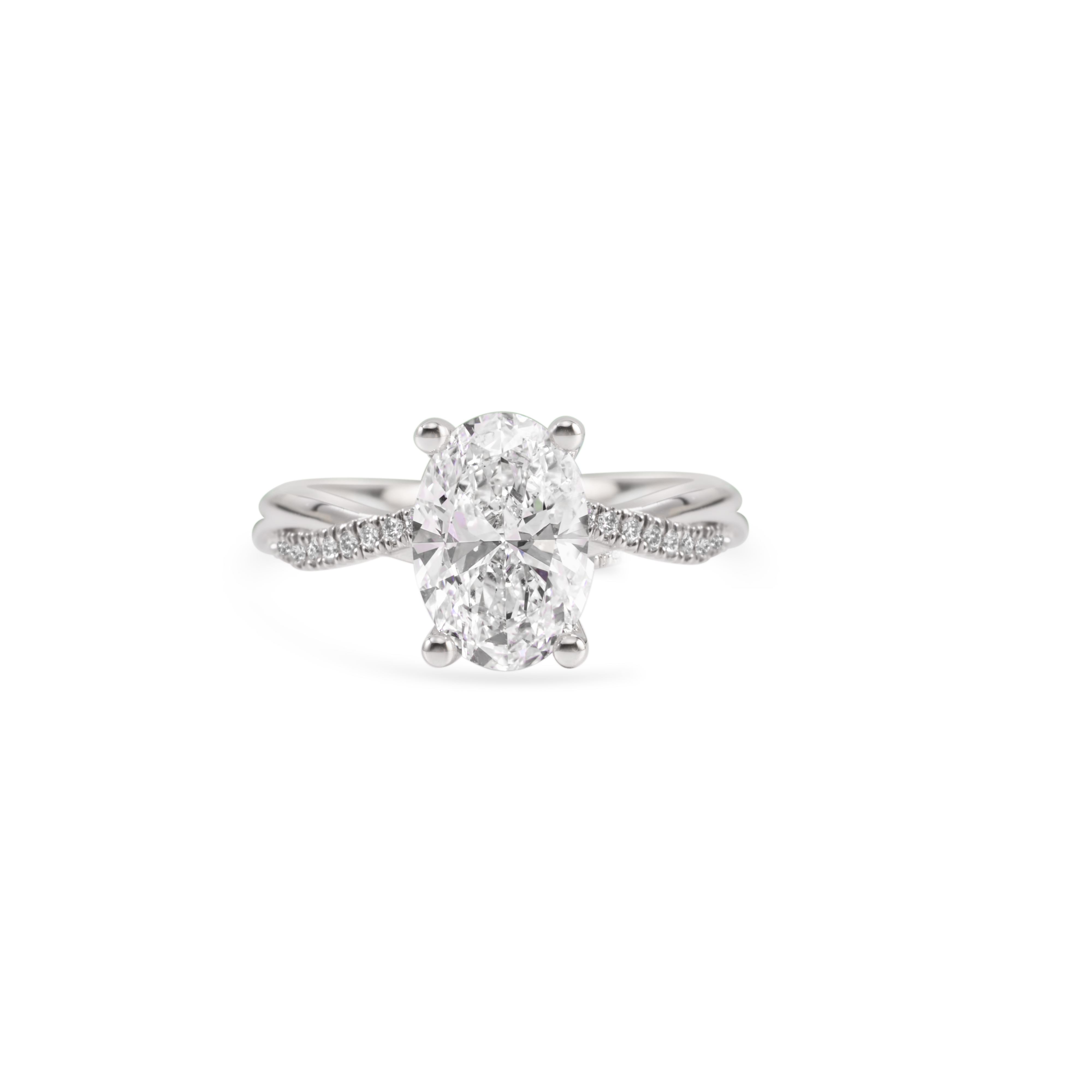 Oval brilliant solitaire with diamond pavé engagement ring | 14K Gold