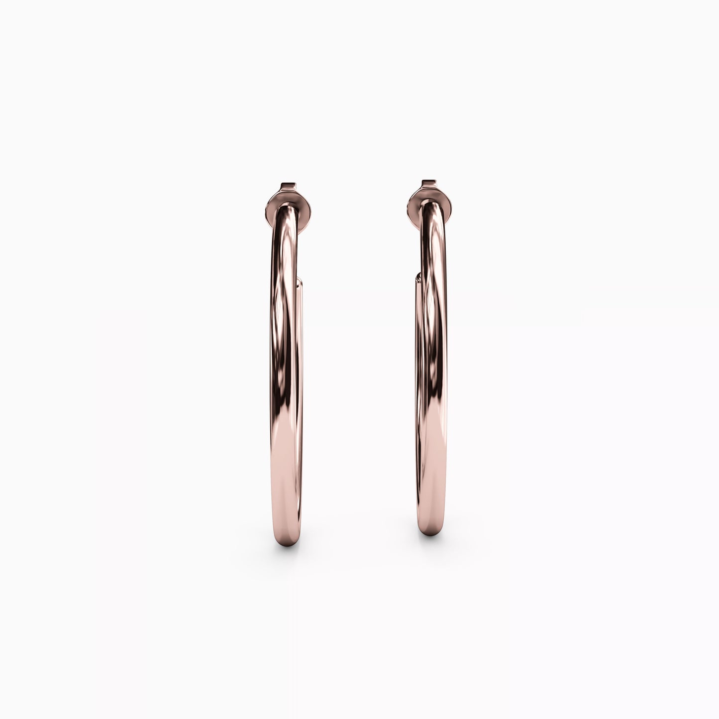Essential Hoop Earrings in 14K Gold