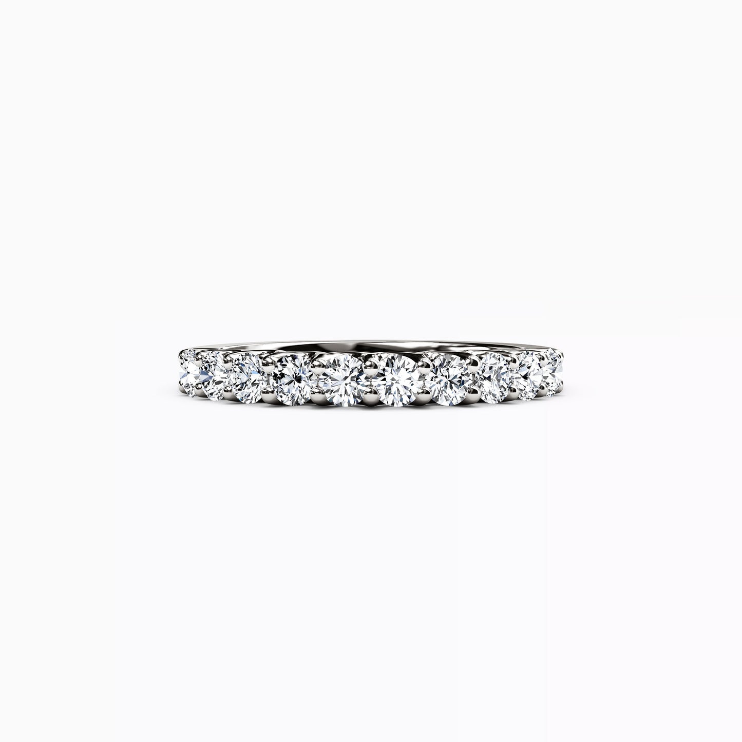 Diamond Scallop Graduated Wedding Band in 14K Gold